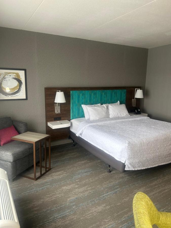 Hampton Inn By Hilton Kingston Exterior photo